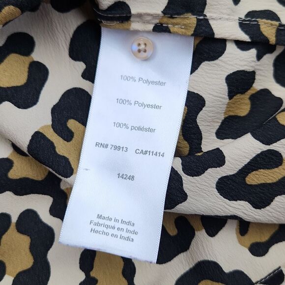 A Pea In The Pod Maternity Long Sleeve Button Front Shirt in Animal Print Small - Picture 9 of 9